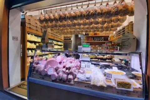 Bolonia gdzie zjeść: najlepsze restauracje i lokalne specjały