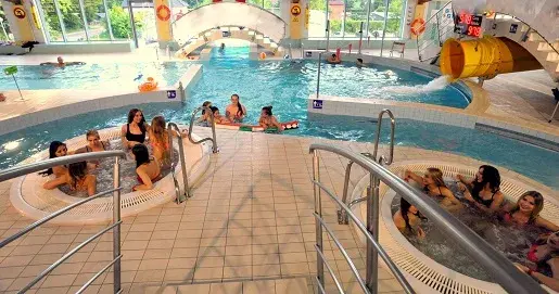 Co warto zobaczyć w Ustce z dziećmi? Najlepsze atrakcje na wakacje