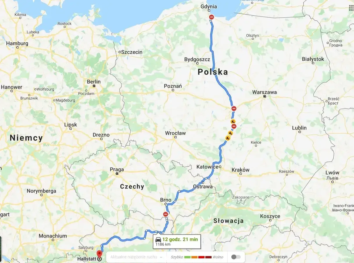 Trasa z Gdyni do Hallstatt w Austrii. Planując podróż do Włoch samochodem, warto sprawdzić tę malowniczą trasę przez Polskę, Czechy i Słowację.